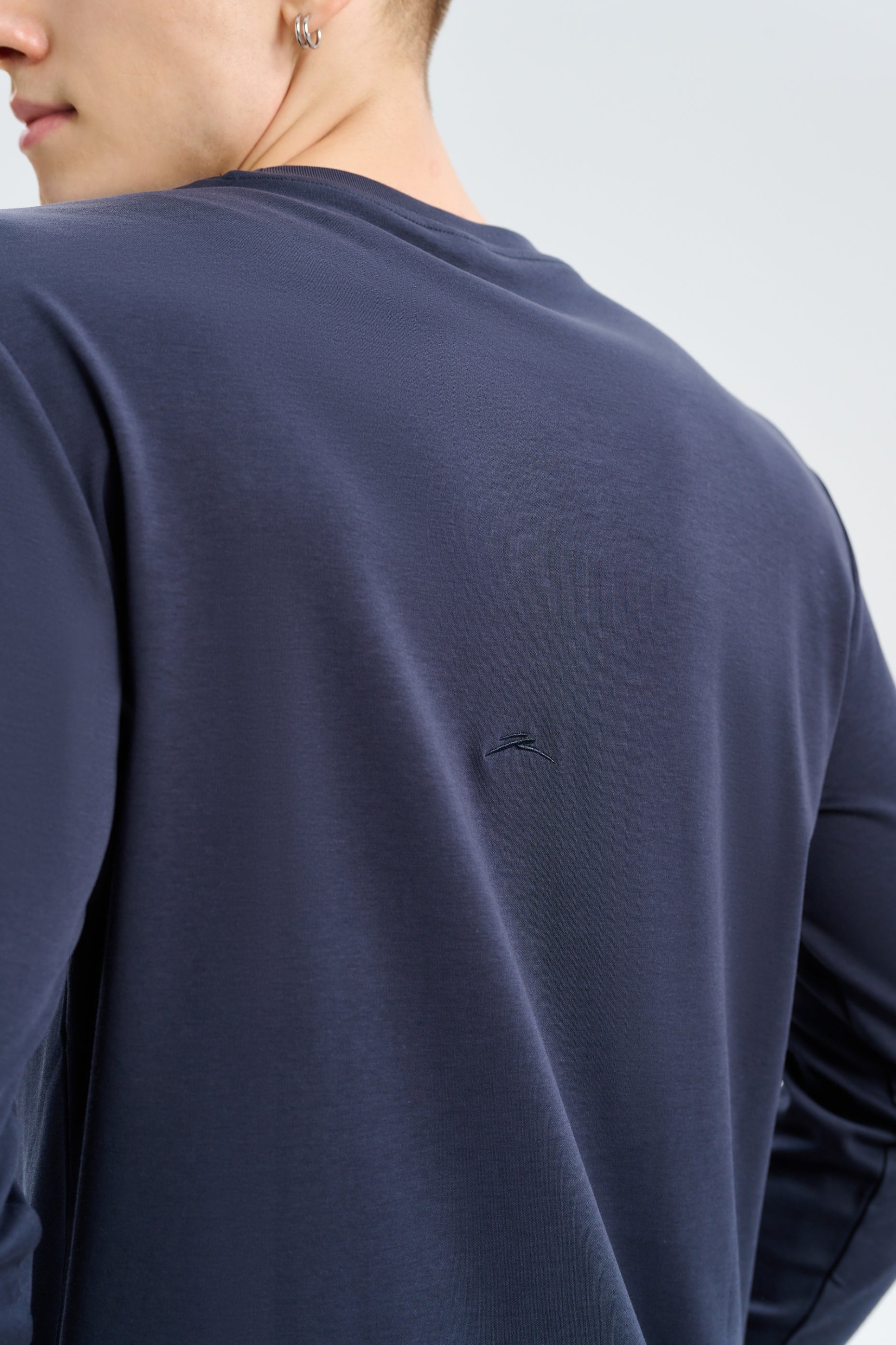 Ammonia Labs Longsleeve T-Shirt