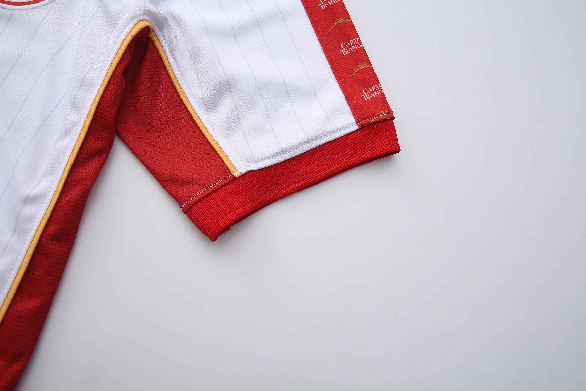 PLAYERA DE COLECCIÓN "CHIQUITIBUM" 86 X CARTA BLANCA