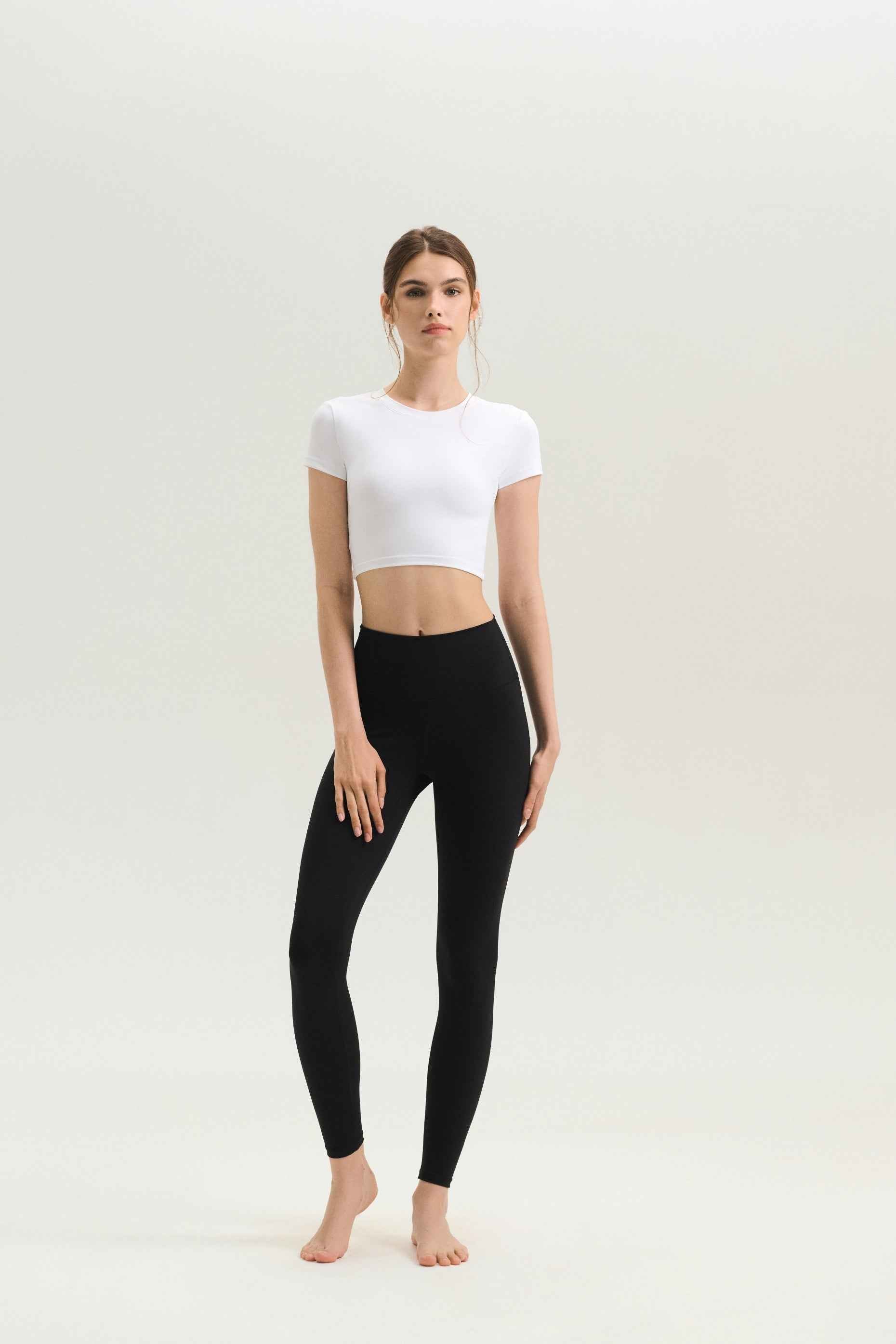 Elva Tee